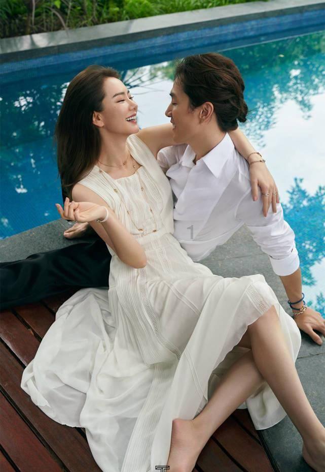 夏季纽扣裙